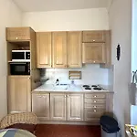 Aparthotel Riviera - Balcon Honore 1 - Old Town - 5 Mn Promenade Des Anglais Et Plage - Charme Absolu - Appartement 2 Pieces Avec Balcon Ac - Vue Mer Et Ville