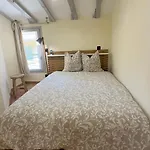 Nice Vieille Ville Appartement Neuf Et Cosy, Deux Chambres, 6 Couchages