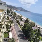 Apartment Royal Lux Spacious Seaside Pool Nice