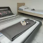 Spacieux 3 Chambres Et Balcon