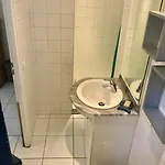 Proche du centre, très calme, studio tout équipé