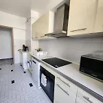 Air-Conditioned Apartment Near Sea 4-6 People