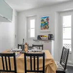 Apartment Modern And Elegant, Air-conditioned, Centre - Hdp2