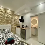Apartment Centre - Climatisation - Calme - Cuisine - Wifi - Tramway *