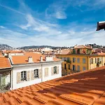 Apartment 1 Bedroom, Location In