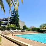 Quiet Flat With View And Swimming Pool Apartment