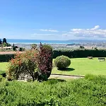 Quiet Flat With View And Swimming Pool Nice