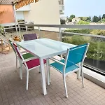 Quiet Flat With View And Swimming Pool Apartment Nice