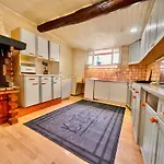 Vieux Nice Charm - 3 Bedroom Escape - Seaside