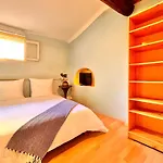 Vieux Charm - 3 Bedroom Escape - Seaside Apartment Nice
