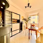 Vieux Charm - 3 Bedroom Escape - Seaside