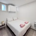 Apartment Centre Proche Tram & Port, Wifi Gratuit *