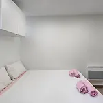 Apartment Centre Proche Tram & Port, Wifi Gratuit Nice