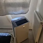 Grand Appartement, 2 Ou 3 Ou 4 Pieces, Tramway Sur Place, Proche Gare Sncf St Augustin 5 Min, Aeroport A 7 Min, Plage Ou Allianz Riviera 10 Min, Palais Nikaia 2 Min , Supermarche Sur Place, Parking Possible Si Disponible Ou Payant A 1000 Metre