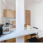 Nestor&jeeves - Golden Square - Near Promenade Des Apartment