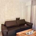 Magnifique Avec Terrasse Et Jardin Apartment