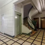 Apartment Capitol Close To The - Happy *