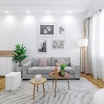 Apartment Capitol Close To The - Happy