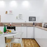 Apartment Capitol Close To The - Happy Nice