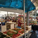 Magnifique Studio Avec Terrasse Et Jardin