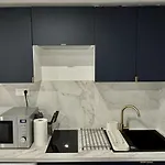 Studio Au Coeur De La Ville Avec Terrasse