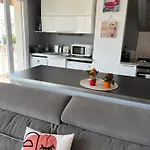 Tres Beau 3 Pieces Spacieux Lumineux Et Climatise * Nice