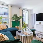 New! Remodeled & Spacious 4 Bedroom - 3 Bath - Heart Of Nice - Ac In All Rooms - With A Large Elevator