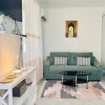 Cozy Studio Sur La Promenade