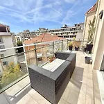 Studio Terrasse 3ème étage, climatisation coeur de Nice