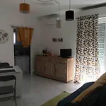 Studio Proche Mer Et Centre