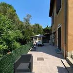 Villa Serenice - F2 Au Calme, Climatise, Wifi Et Parking Gratuit