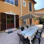 Villa Serenice - F2 Au Calme, Climatise, Wifi Et Parking Gratuit