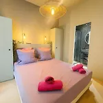 Apartment Central- Walk To Massena & Nice