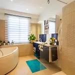 Le Lafayette Ap4410 By Riviera Homes * Nice