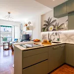 Apartment Le Lafayette Ap4410 By Riviera Homes