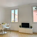 2 Pieces Proche Apartment *