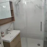 Bel Appartement Avec Terrasse Renove Et Tout Equipe