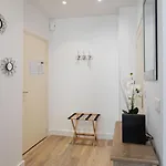 #28 1 Bdr Flat Ac Balcony Hper Central 10Mins To Beach & Old Town