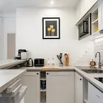 Renting - 35b Massena - Chic Cosy Calm Balcony Massena Pedestrian Heart Nice