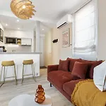 Nice Renting - 35B Massena - Chic Cosy Calm Balcony Massena Pedestrian Heart