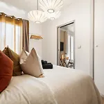 Renting - 35b Massena - Chic Cosy Calm Balcony Massena Pedestrian Heart * Nice