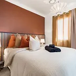 Renting - 35b Massena - Chic Cosy Calm Balcony Massena Pedestrian Heart Nice