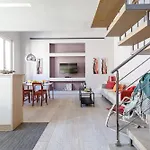 France 82 - 2 Rooms -1 Min From The Sea - Parking