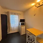 Cozy Studio Very Close To Train Station