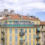 Grand Appartement Centre De Nice