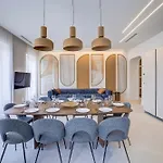 Grand Centre De Apartment *