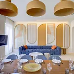 Grand Centre De Apartment