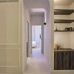 Grand Centre De Apartment *