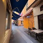 Studio Renove Et Cosy, Vieux Nice, Place Iconique