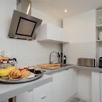 Le Chic, Appartement Plein Centre Avec Climatisation